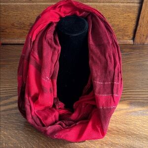 🧣Calvin Klein red/silver infinity scarf.